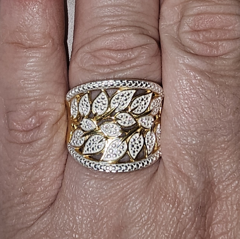 Sz 8, Diamond Accent Dome Brass  Ring, with 18K Yellow Gold Plating, NWT